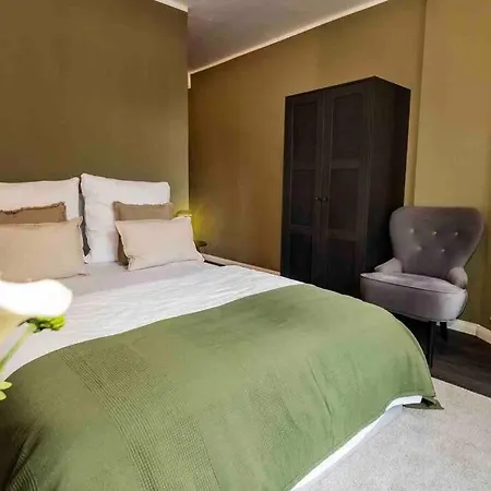 Stilvolles In Zentraler Lage Brema